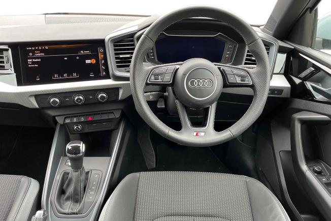Audi A1 Photo 11