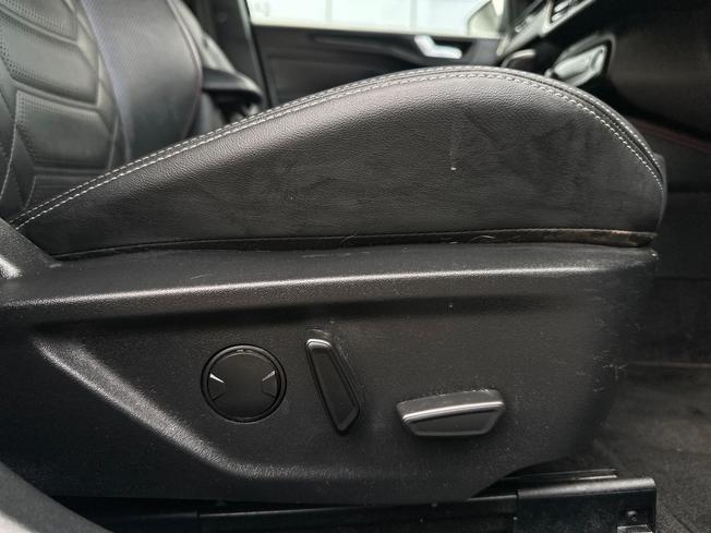 FORD Focus Photo 26