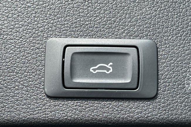 Audi Q2 Photo 39