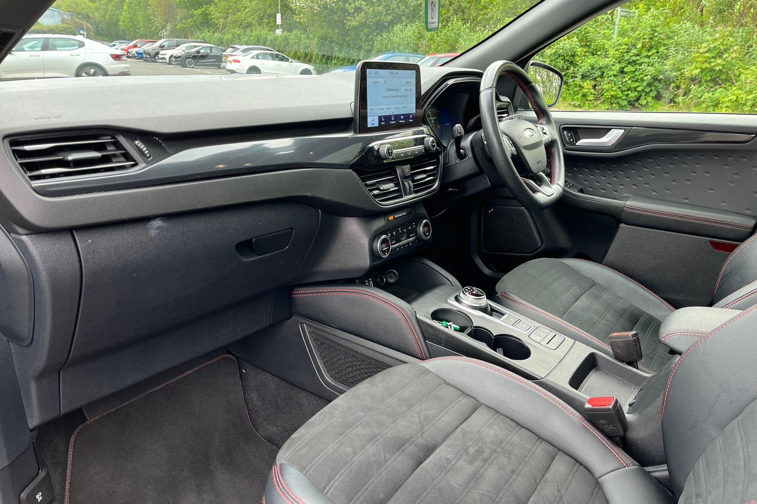 Ford KUGA Photo 17