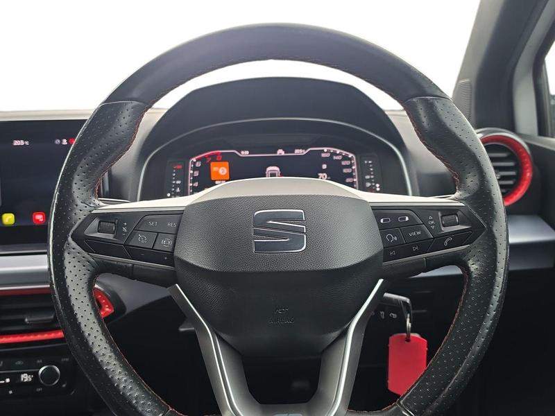 Used SEAT Arona DX73XSR 13