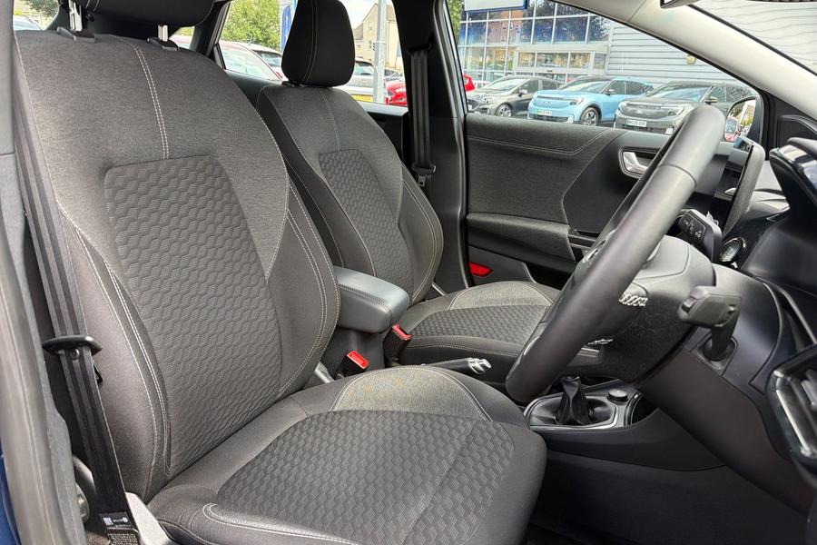 Ford PUMA Photo autoimg-6b242ccaf25e928e6eda88de40d9e405c7ac2353.jpg