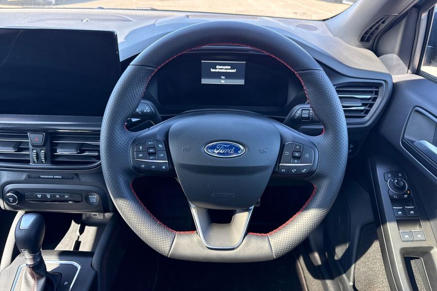Ford FOCUS Photo autoimg-6b25b9d36eaffd3d55869eddb2b9e83b5636a424.jpg