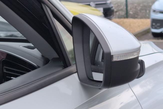 VOLKSWAGEN Tiguan Photo 46