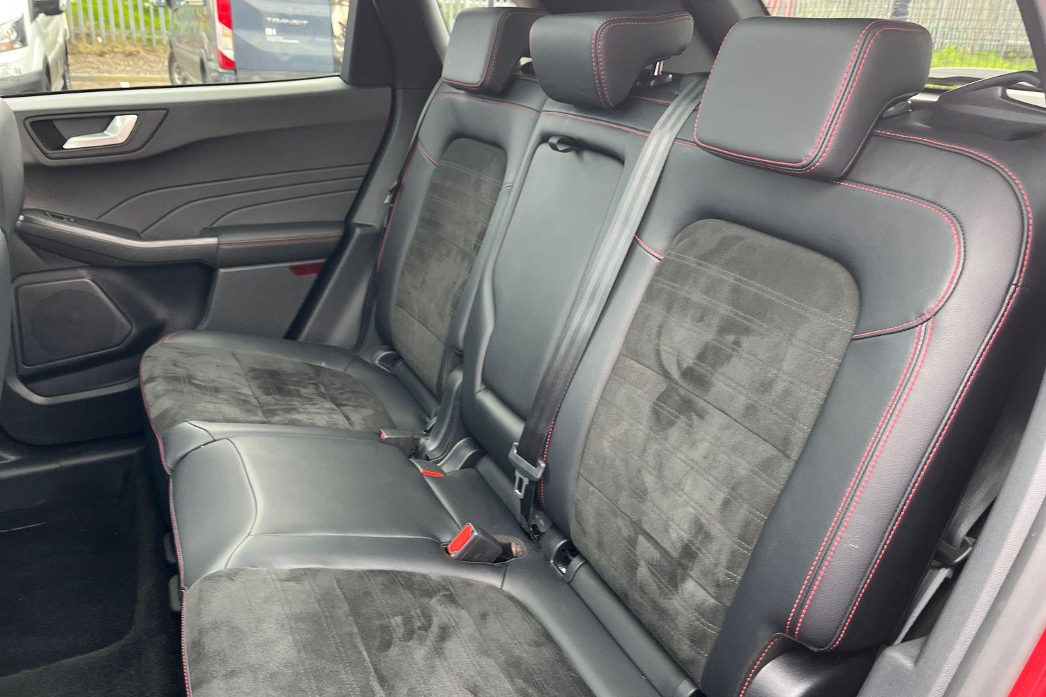 Ford KUGA Photo 19