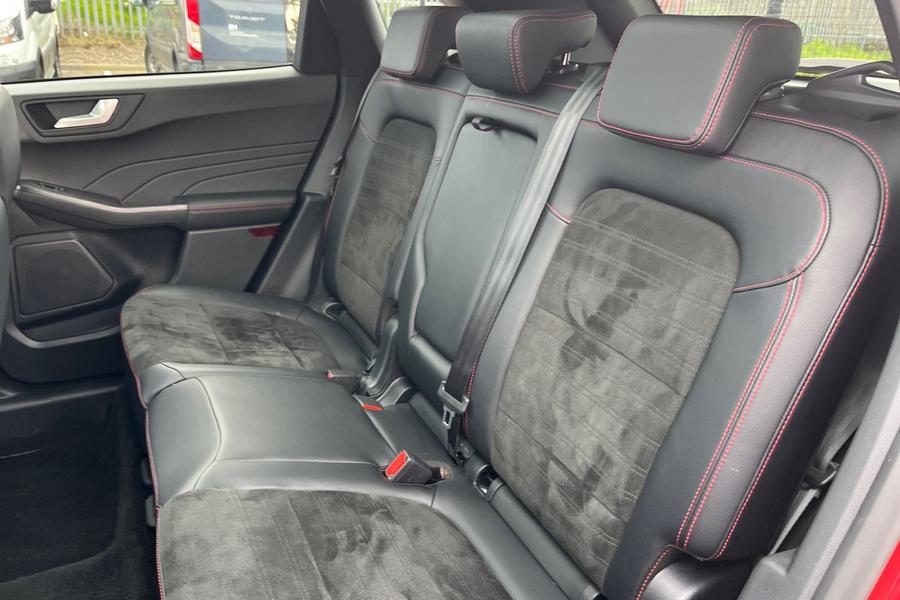 Ford KUGA Photo autoimg-6b2a179741f0f8688e0070803b2421c2a2c05c11.jpg