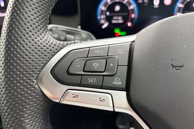 Volkswagen Passat Photo 16