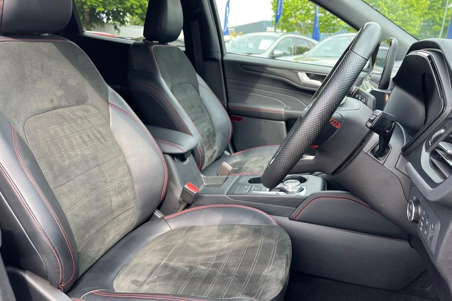 Ford KUGA Photo autoimg-6b2cb00195022844a0e7a1b28d4510c5169446e3.jpg