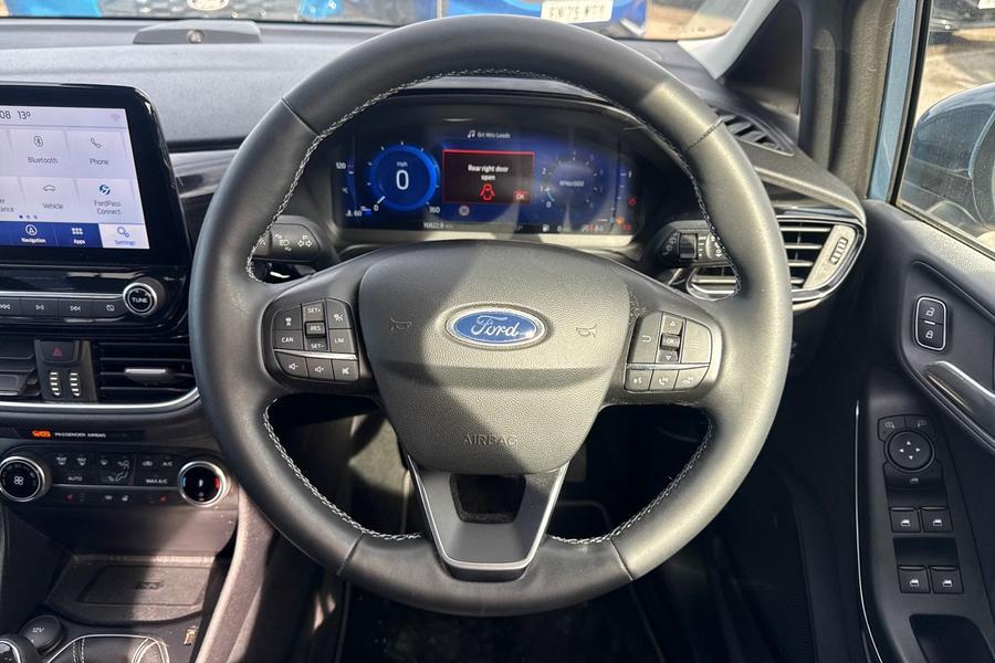 Ford FIESTA Photo autoimg-6b31ae6334f3de77b4a16d2f6b590768c06d7471.jpg