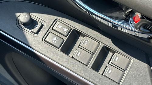 Suzuki S-Cross Photo autoimg-6b3225a50122a145d6b73effc2d8d192f7d5fd24.jpg