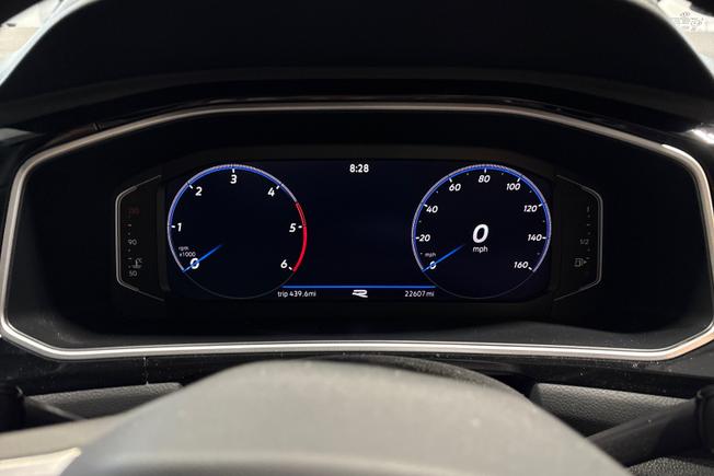 VOLKSWAGEN T-Roc Photo 15