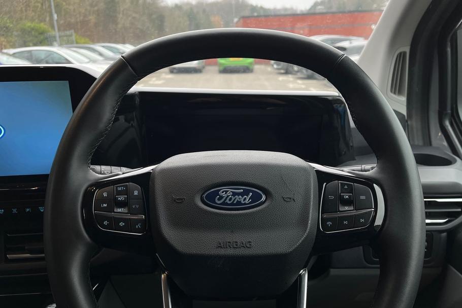 Used Ford Tourneo Custom EK25HSJ 12