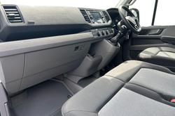 VOLKSWAGEN Crafter Photo 2