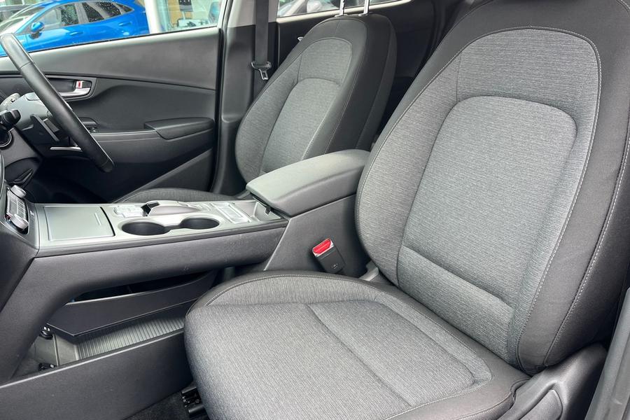 Hyundai KONA Photo autoimg-6b39819c7c54691fc2a8d97b08ac73b6a3a50bbe.jpg