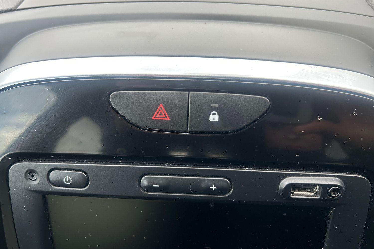 Renault CAPTUR Photo 23