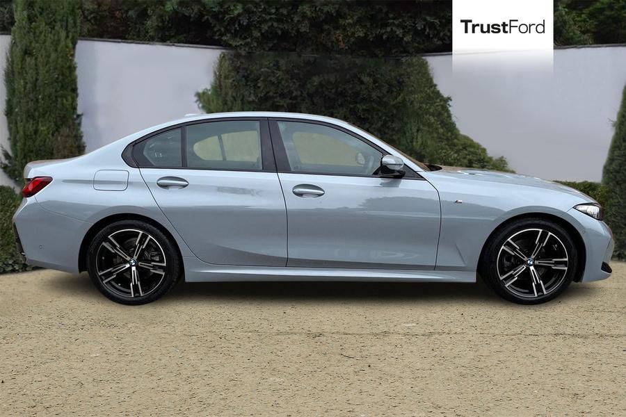 BMW 3 SERIES Photo autoimg-6b3b6e8aee4df72d7024b815c394920cb55c76f7.jpg