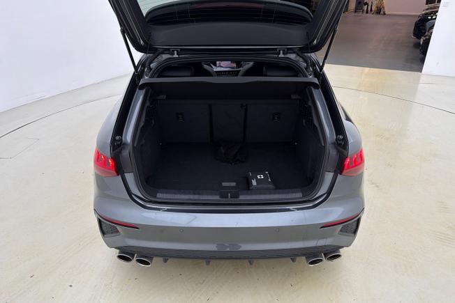 Audi S3 Photo 13