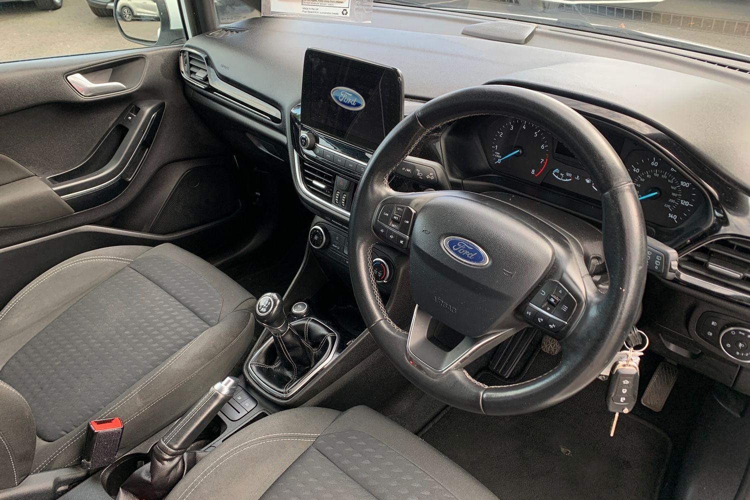 2018 Ford Fiesta 1.1 Ti-VCT 85PS Zetec in White with 68K - vehicle photo 9 for sale on PureCar