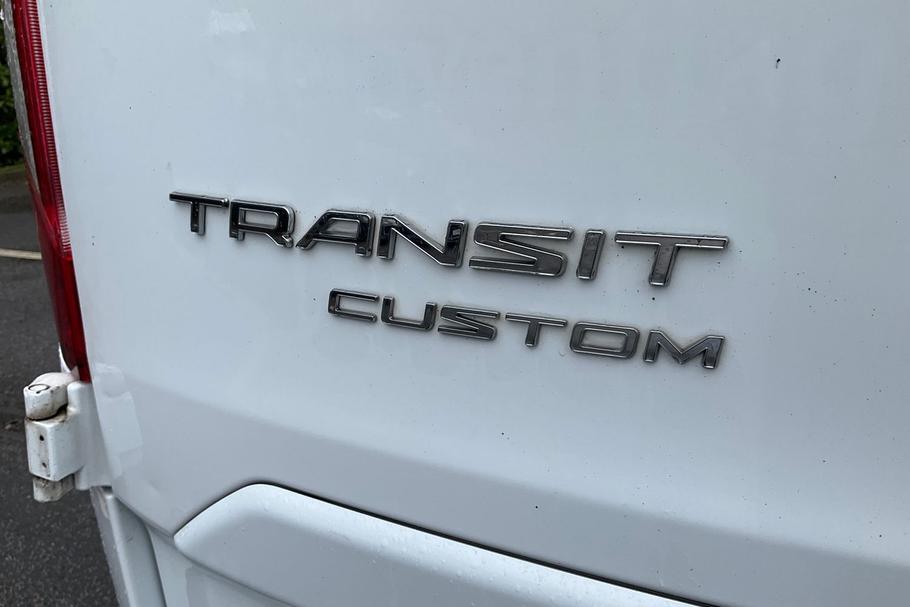 Used FORD TRANSIT CUSTOM LC72YEV 19