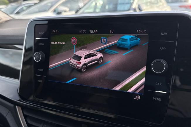 VOLKSWAGEN T-Roc Photo 39