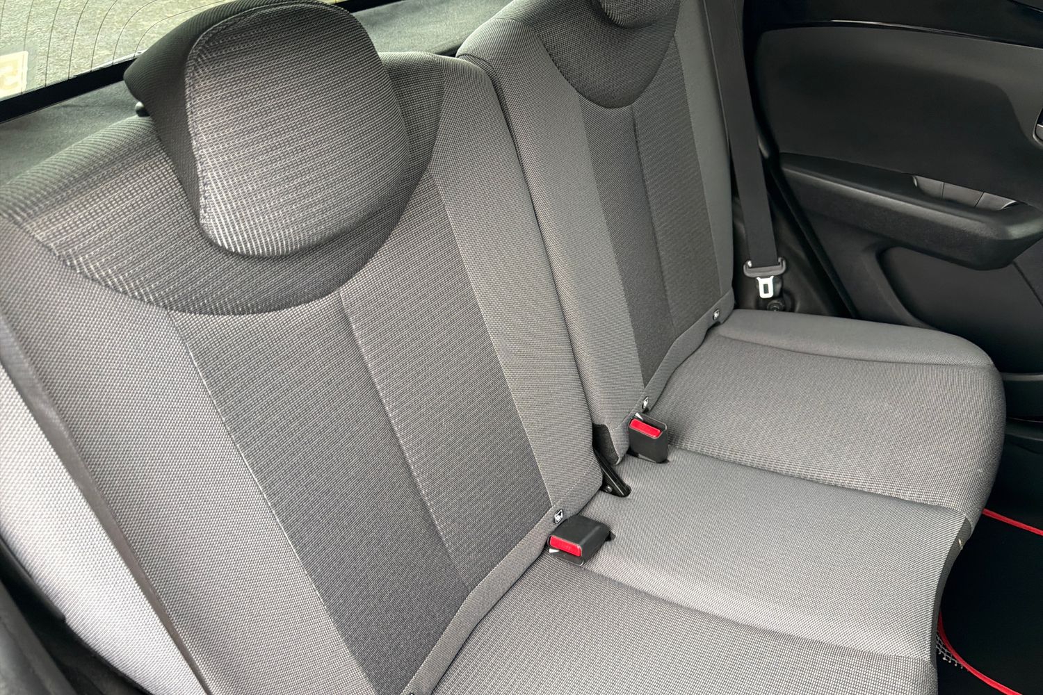 Toyota AYGO Photo 19