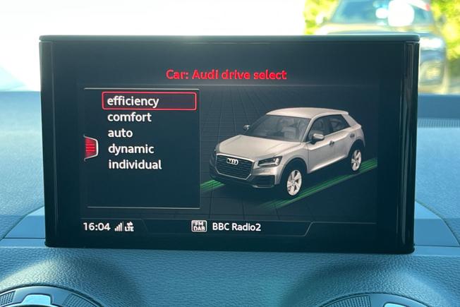 AUDI Q2 Photo 22