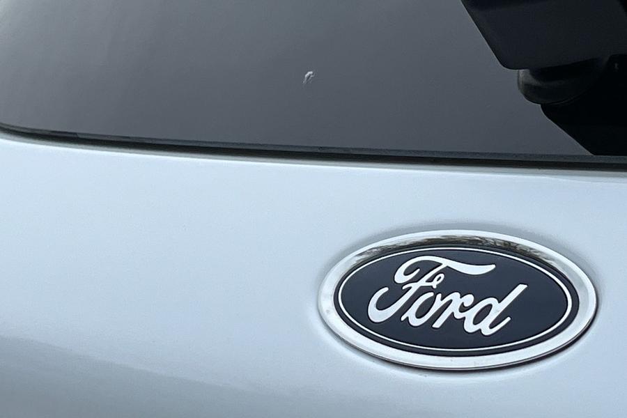 Ford FOCUS Photo autoimg-6b4f2287432b764fc20cbcda8e476595e6d2b838.jpg