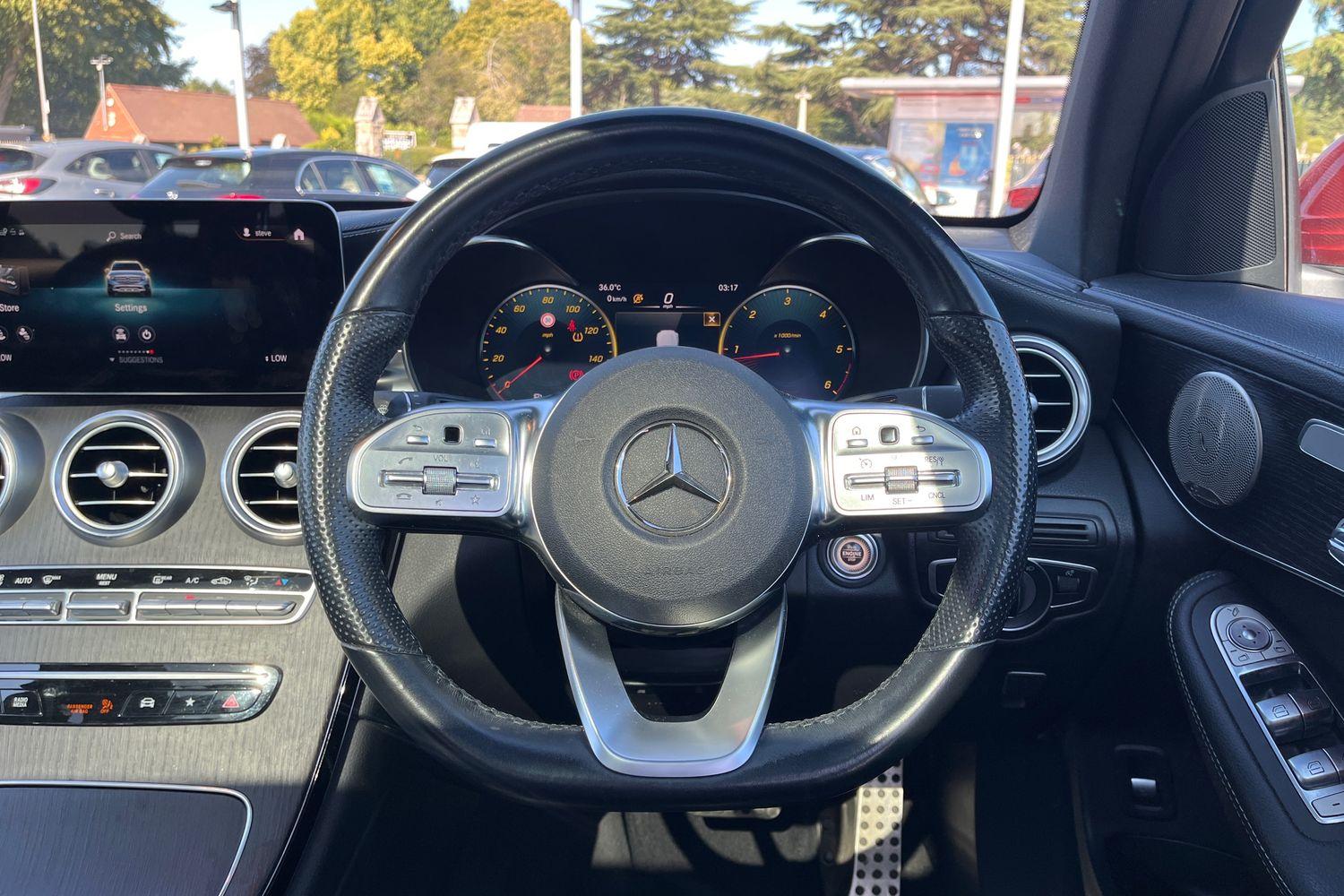 Mercedes-Benz GLC Photo 11