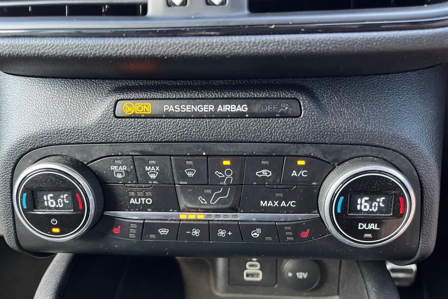 Ford KUGA Photo autoimg-6b58510bf41dda092595aa379d61bbd74dc95dae.jpg