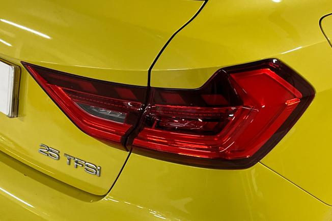 AUDI A1 Photo 18