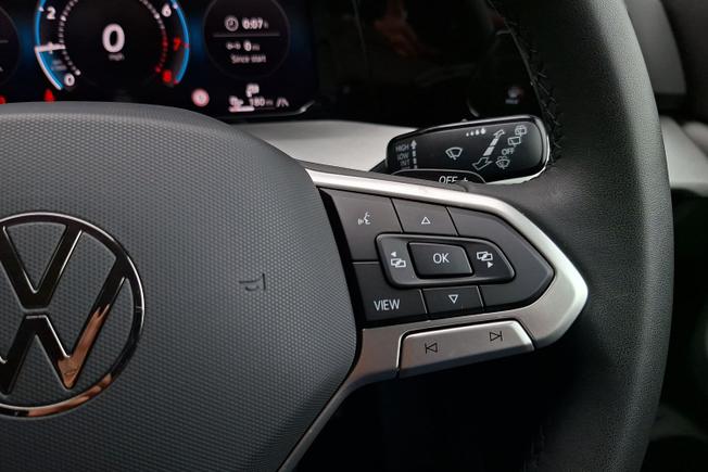 Volkswagen Golf Photo 17