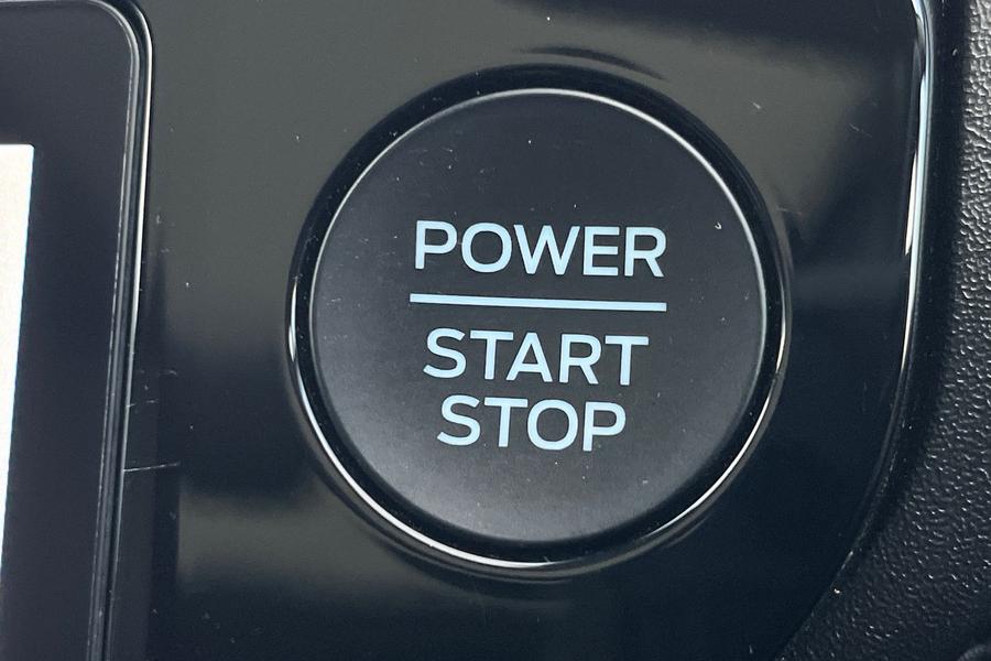 Ford PUMA GEN-E Photo autoimg-6b5e6a2084f5eb746f4c10e688b7090cdadb4b24.jpg