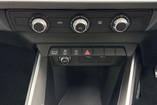AUDI A1 Photo 21