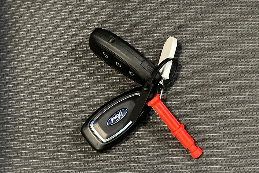 Ford Kuga Photo autoimg-6b672d5a4a571d804e7235fcdf86552dad4b3204.jpg