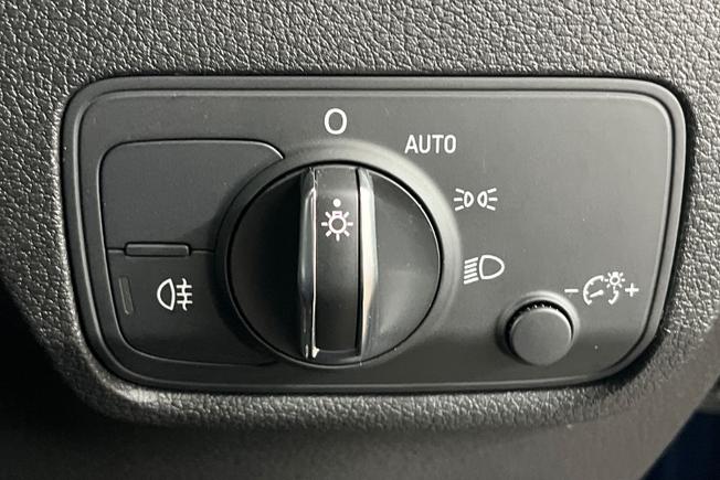 AUDI Q2 Photo 24