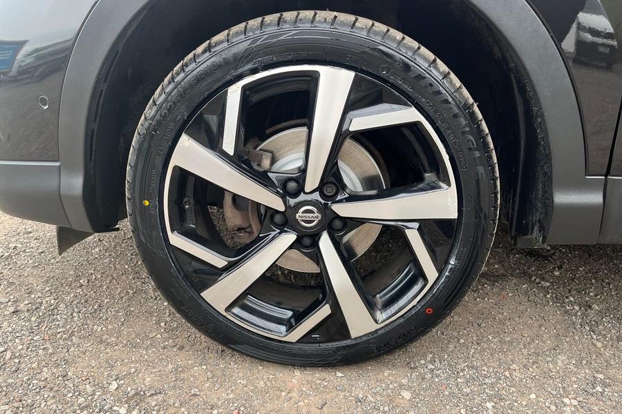 Nissan QASHQAI Photo autoimg-6b6a21bcd8a0802cdfeb39d1f821a9738bd9c432.jpg