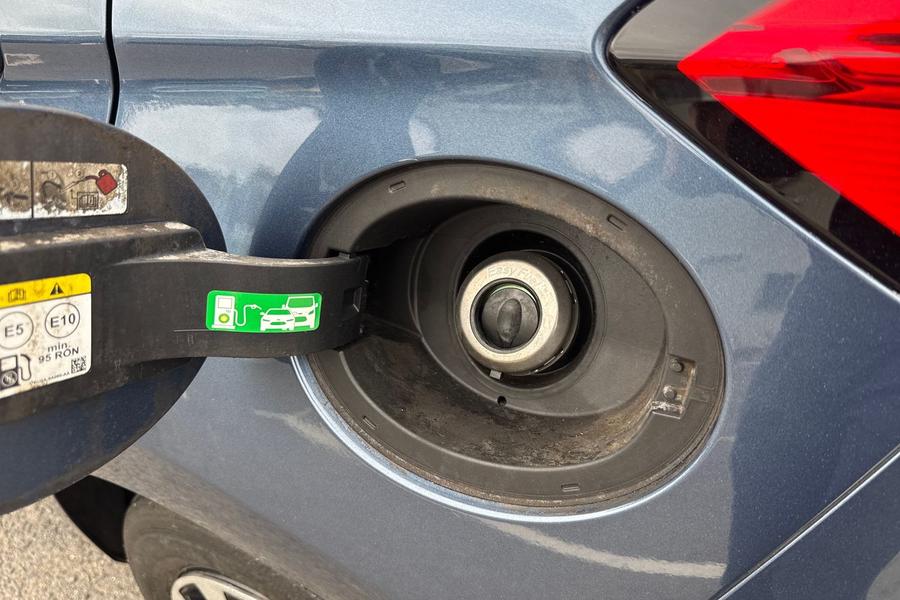 Ford FIESTA Photo autoimg-6b6a6983e25d75459a79c0ff1d7bf56adc5ff8ca.jpg