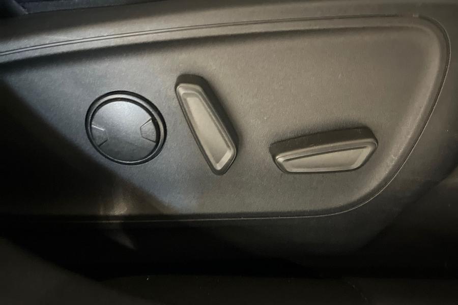 Ford KUGA Photo autoimg-6b6ee531c0364c892256e49c38374ca6ad4e1827.jpg