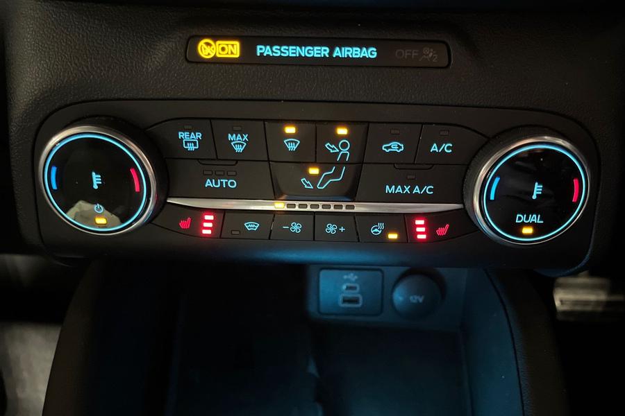 Ford KUGA Photo autoimg-6b71150629490e276d9d9d5f8c8d0a96953b89be.jpg