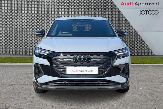 AUDI Q4 E-Tron Photo 8
