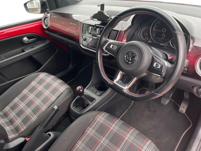 VOLKSWAGEN up! Photo 6