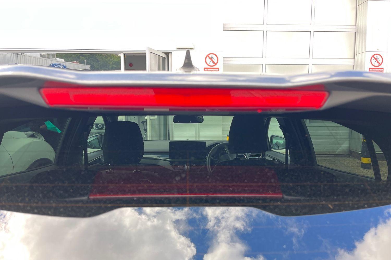 Ford Focus Photo 22