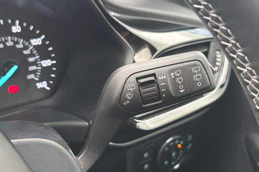 Ford FIESTA Photo autoimg-6b831cea8c599f8d4bf43919c7aa3cde7871992a.jpg