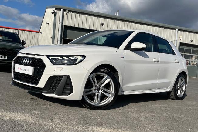 Audi A1 Photo 26