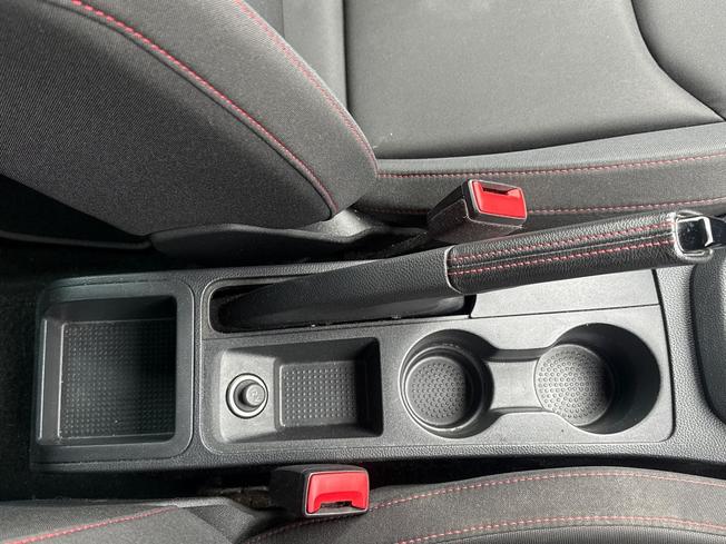 SEAT Ibiza Photo 35