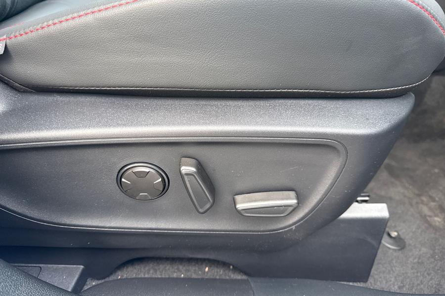 Ford KUGA Photo autoimg-6b85ce402a778da3f638027343ecb5c51b8346c6.jpg