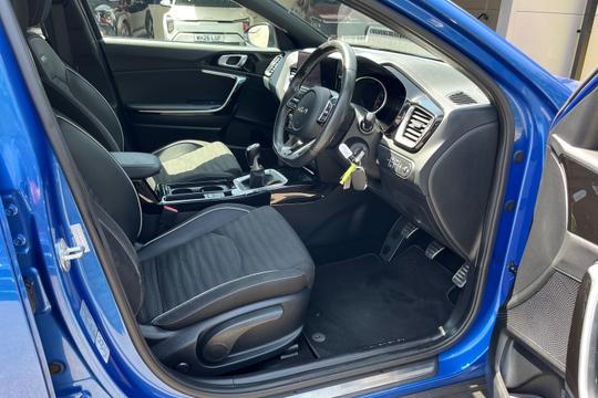Kia XCeed Photo autoimg-6b87609e92494bc4f179231bb84bb15728d966ce.jpg