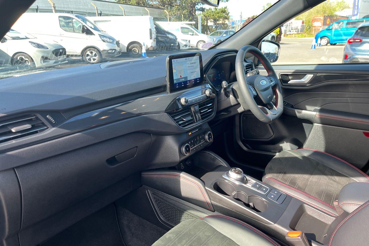 Ford KUGA Photo 17