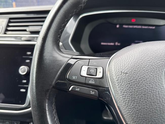 Volkswagen Tiguan Photo 16