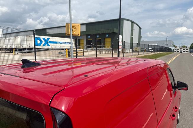 Volkswagen Caddy Maxi Photo 23